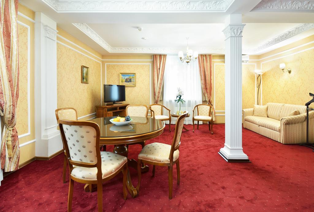 Zvezda Hotel Irkutsk Habitación foto