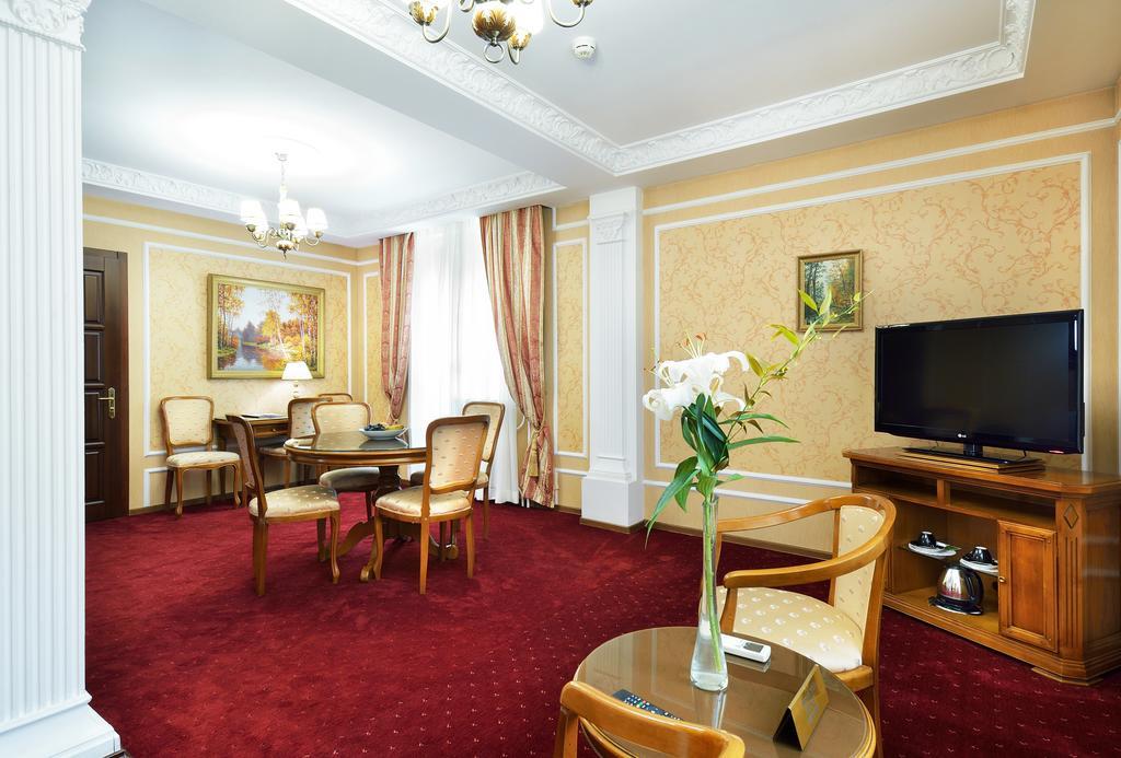 Zvezda Hotel Irkutsk Habitación foto